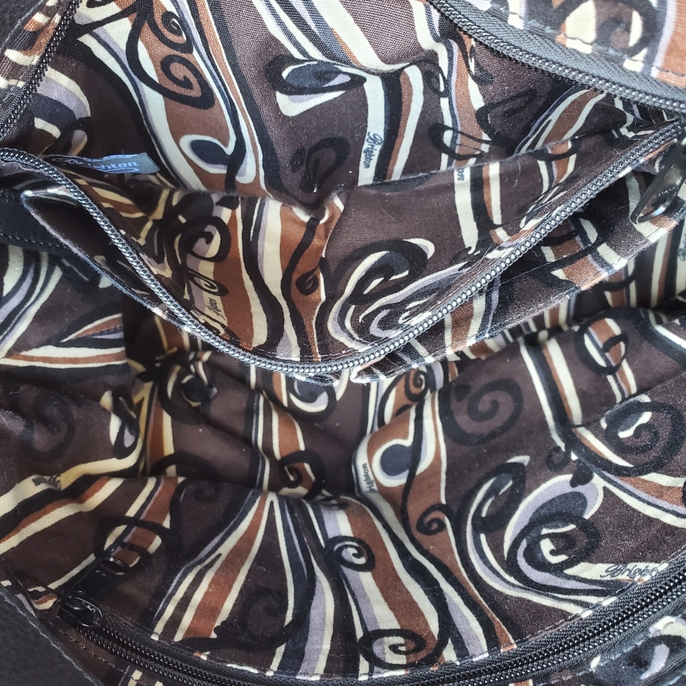 Brighton Leather Shoulder Bag - Picture 6 of 9
